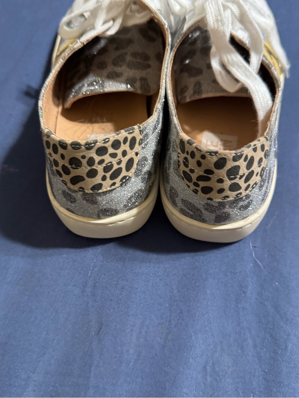 White Raven Fashion Lace-up Leopard Print Glitter Sneakers Trendy Classic - Picture 3 of 12